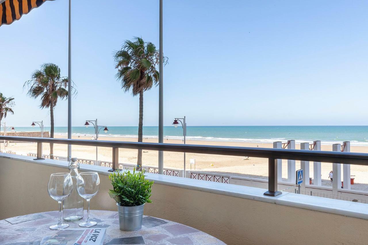 Apt En El Mar Apartment Cadiz Bagian luar foto